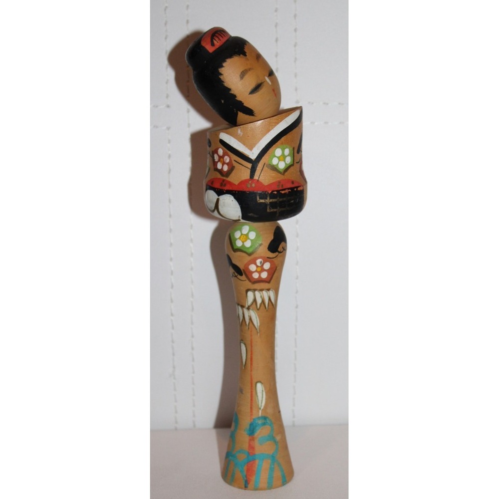 vintage Sosaku Kokeshi of Saito Okichi doll by Yukio Hosaka tilted head *READ*